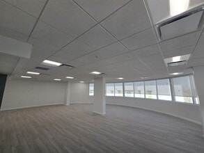 500 N Dixie Hwy, Hallandale Beach, FL à louer Photo intérieure- Image 1 de 3