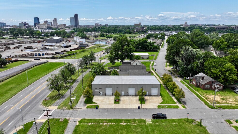 1112 W 9th St, North Little Rock, AR à vendre - Photo du bâtiment - Image 2 de 25