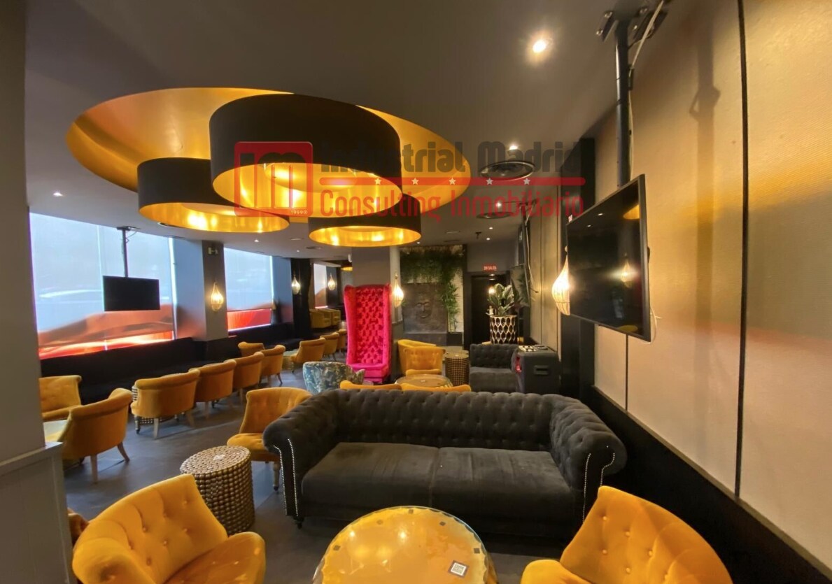 Multifamily in Madrid, Madrid for sale Primary Photo- Image 1 of 4