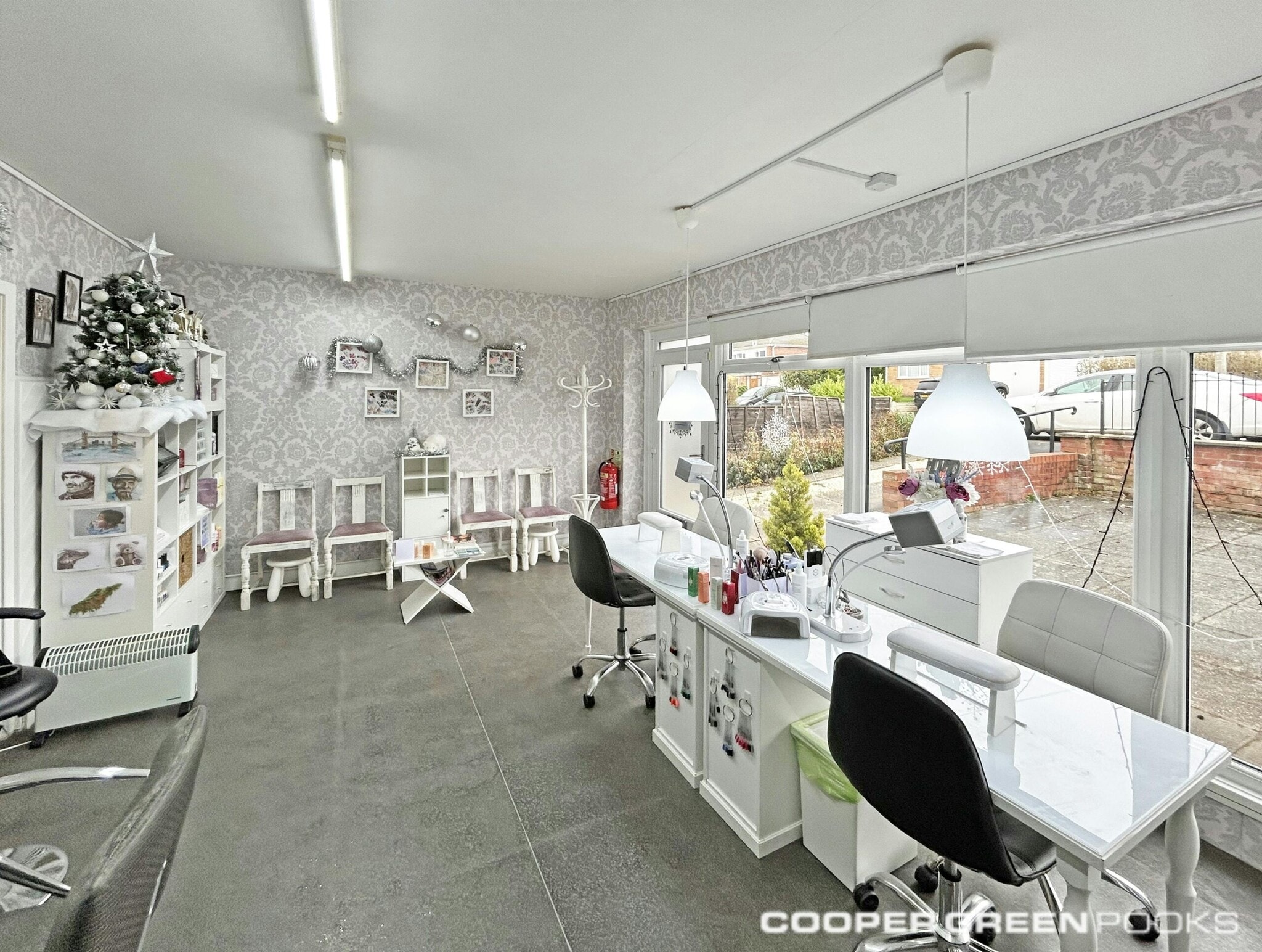 45 Broad Oak Crescent, Bayston Hill for lease Interior Photo- Image 1 of 4