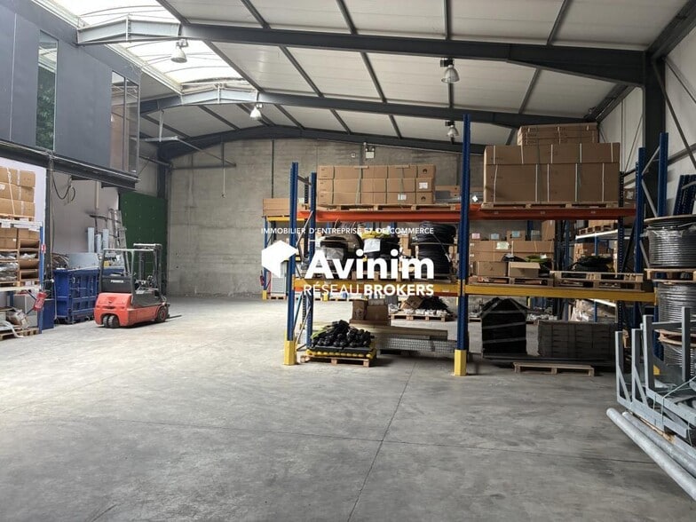 Industrial in Cabriès for lease - Interior Photo - Image 3 of 7