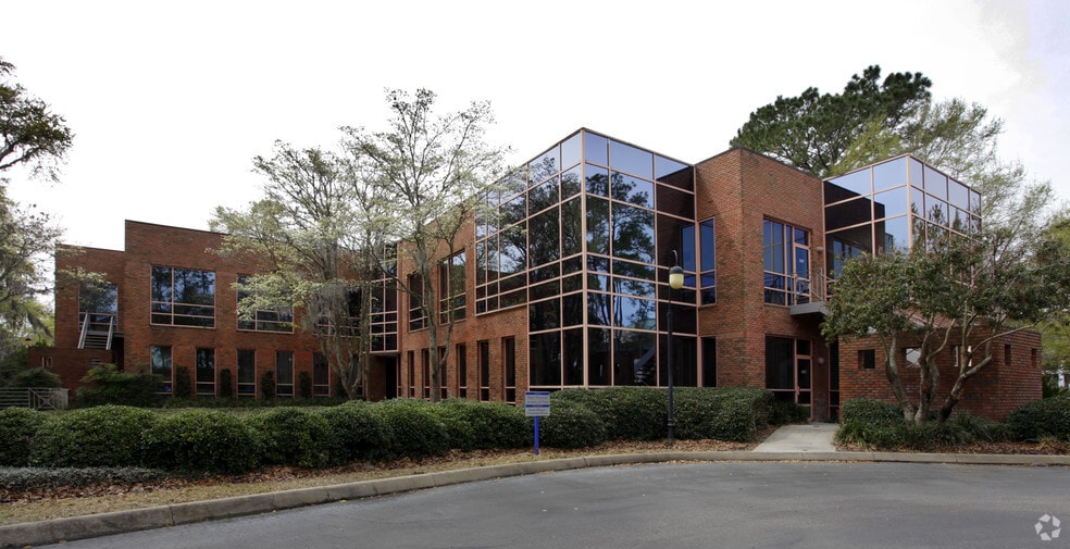 2700 NW 43rd St, Gainesville, FL for lease - Primary Photo - Image 1 of 30