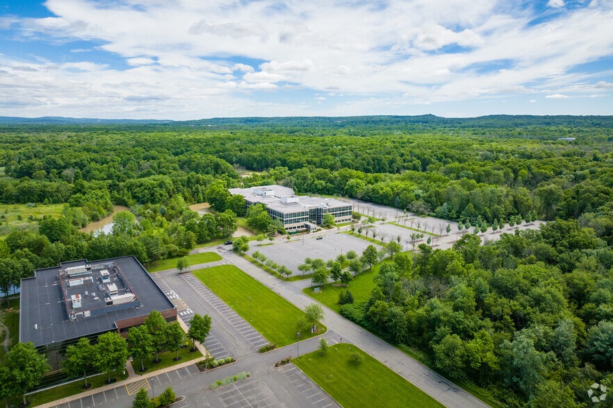 120 Eagle Rock Ave, East Hanover, NJ for lease - Aerial - Image 3 of 15