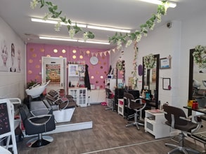 59 Market Pl, Oldham for lease Interior Photo- Image 1 of 1