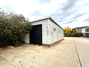 23 Commerce Way, Croydon for lease Interior Photo- Image 2 of 6