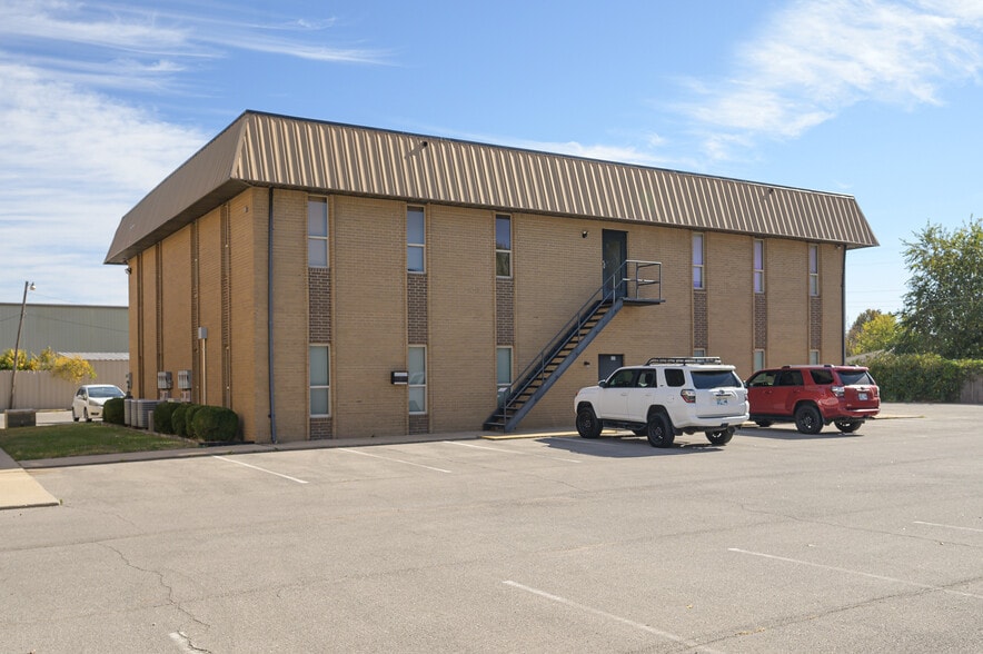 7006 NW 63rd St, Bethany, OK à vendre - Photo du bâtiment - Image 3 de 9