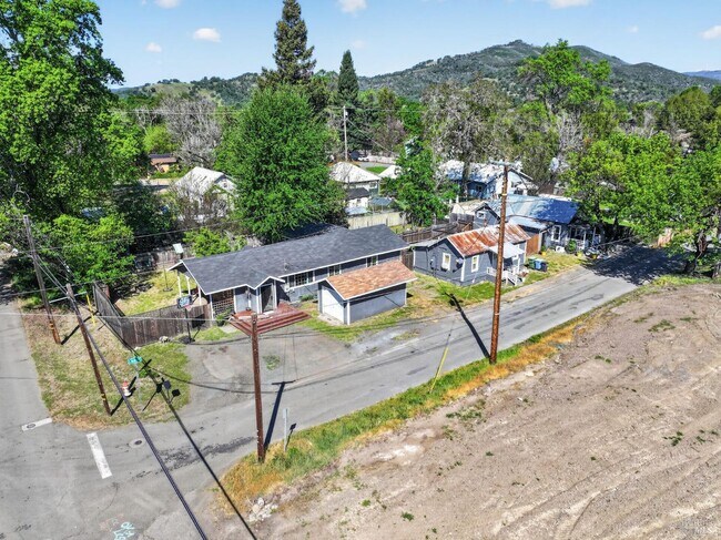 More details for 9645 Lee St, Upper Lake, CA - Multifamily for Sale