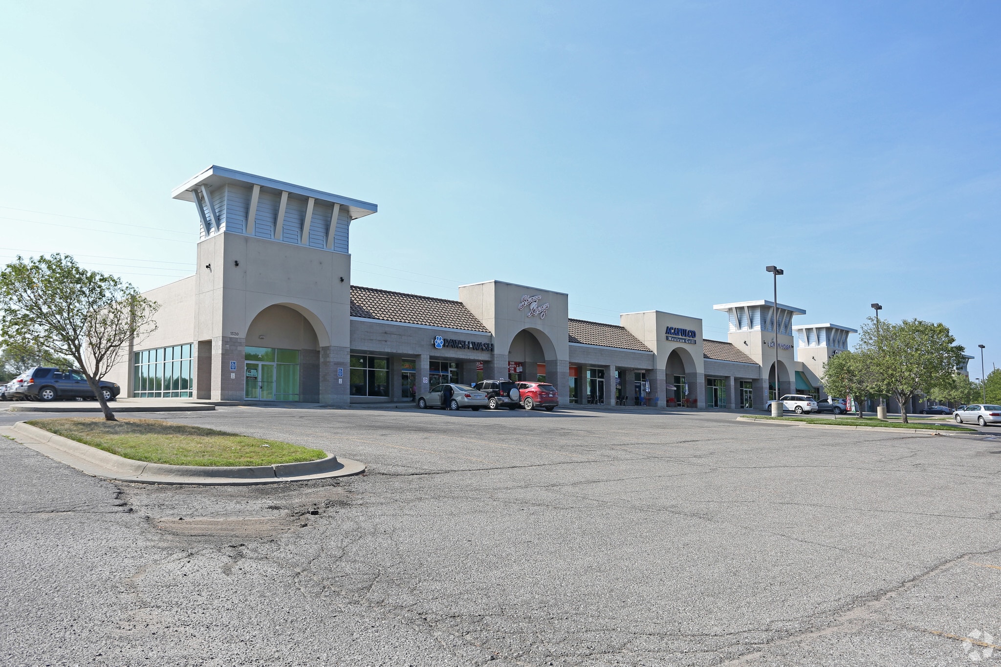 1520 Wakarusa Dr, Lawrence, KS for lease Primary Photo- Image 1 of 5