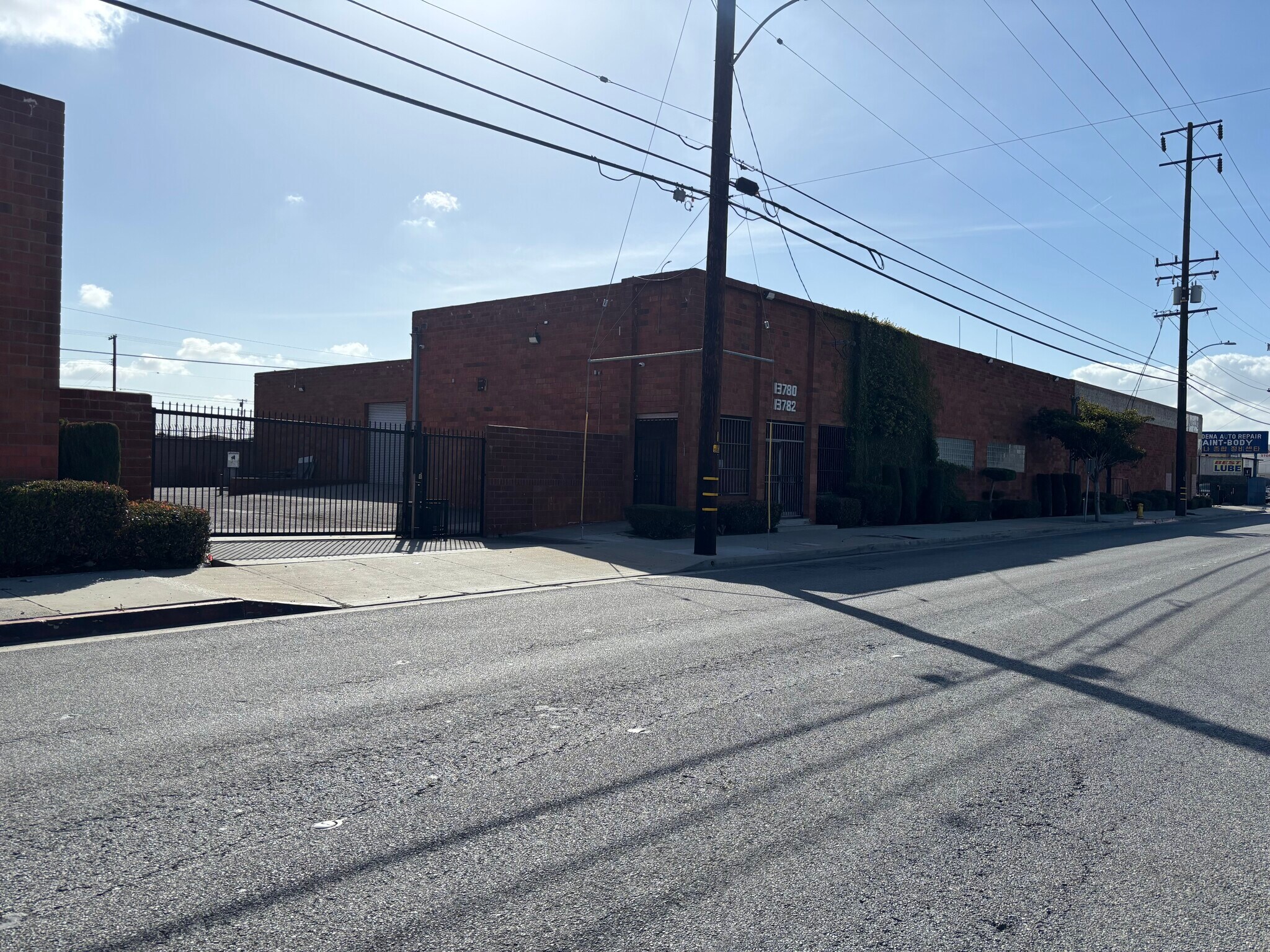 13780 S Crenshaw Blvd, Gardena, CA à vendre Photo du bâtiment- Image 1 de 1