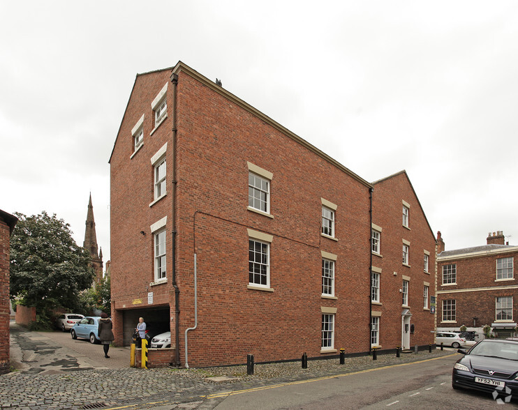 Stanley St, Chester à louer - Photo principale - Image 1 de 3