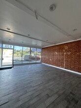 612-620 E Manchester Blvd, Inglewood, CA for lease Interior Photo- Image 1 of 5