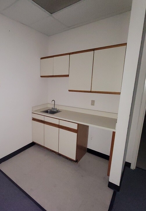 10701-10727 Plano Rd, Dallas, TX for lease Interior Photo- Image 1 of 6