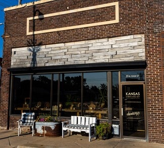 More details for 23 N Main St, Ellinwood, KS - Retail for Sale