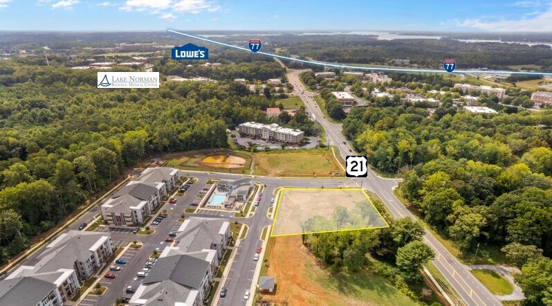 3219 Charlotte Hwy, Mooresville, NC à vendre - Photo du bâtiment - Image 2 de 2