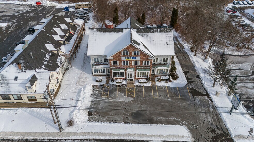 91 Plaistow Rd, Plaistow, NH à louer - Photo du bâtiment - Image 2 de 34