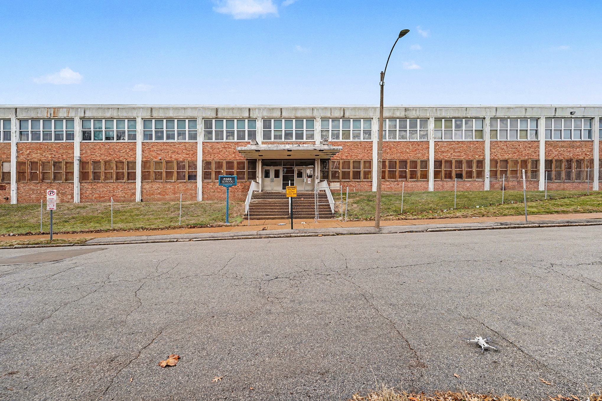 1355 Clara Ave, Saint Louis, MO à vendre Photo principale- Image 1 de 19