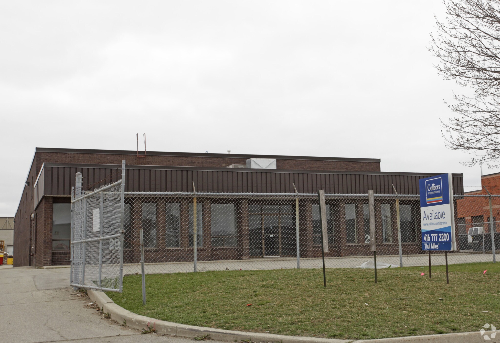 29 Melanie Dr, Brampton, ON for sale Primary Photo- Image 1 of 1