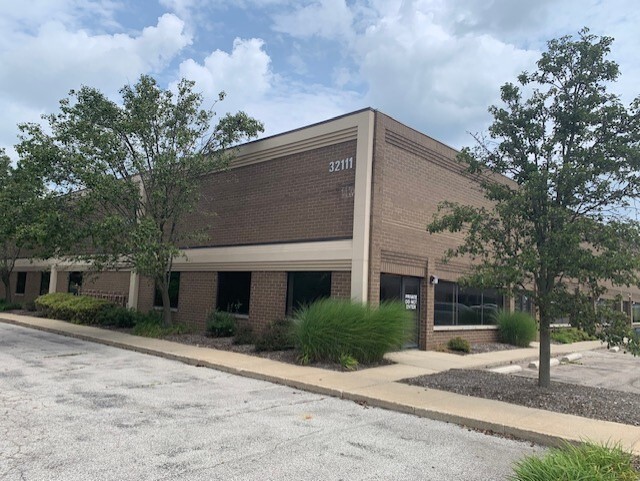 32111 Aurora Rd, Solon, OH for lease Interior Photo- Image 1 of 11