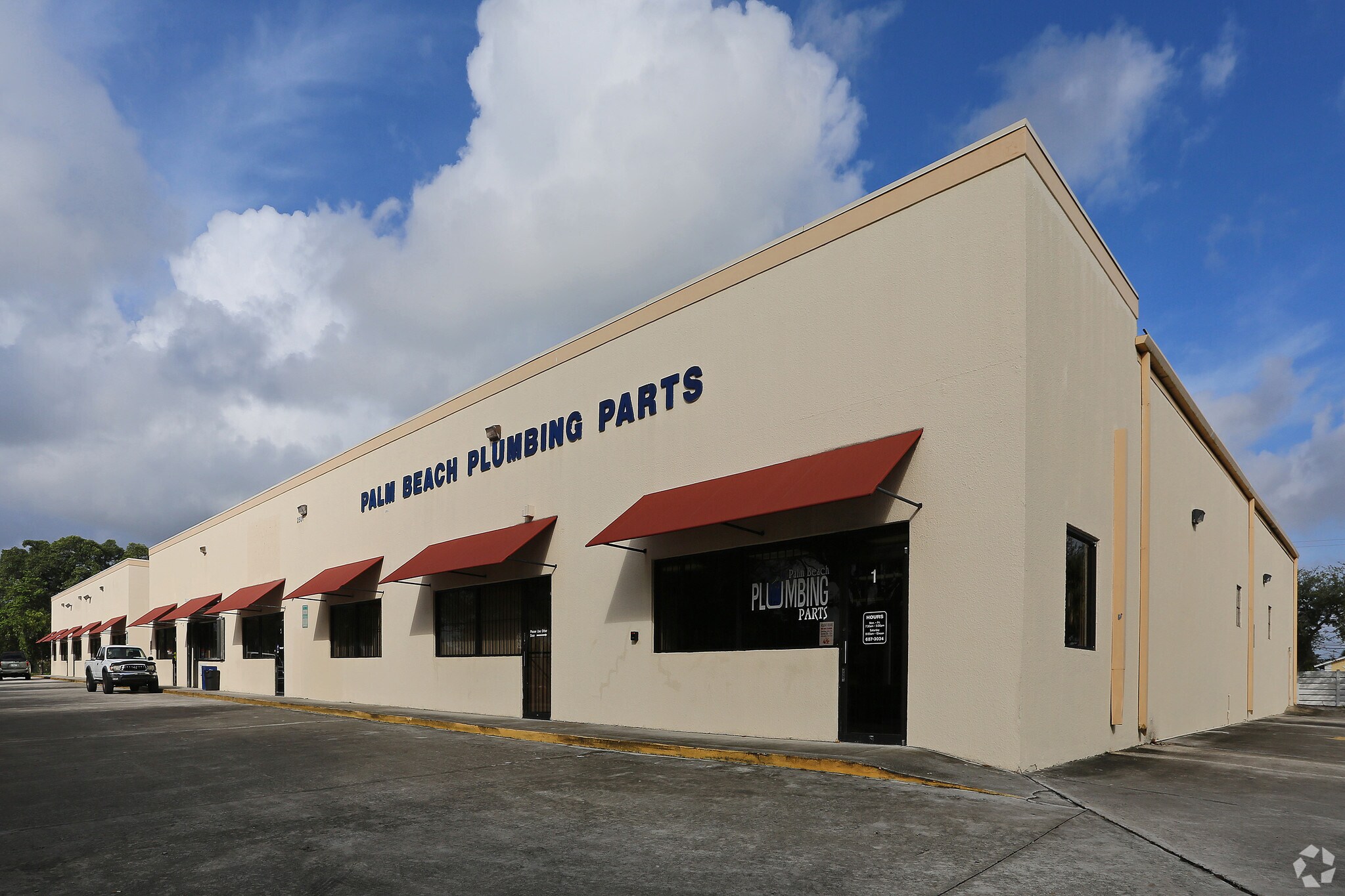 2501 Westgate, West Palm Beach, FL for lease Primary Photo- Image 1 of 15