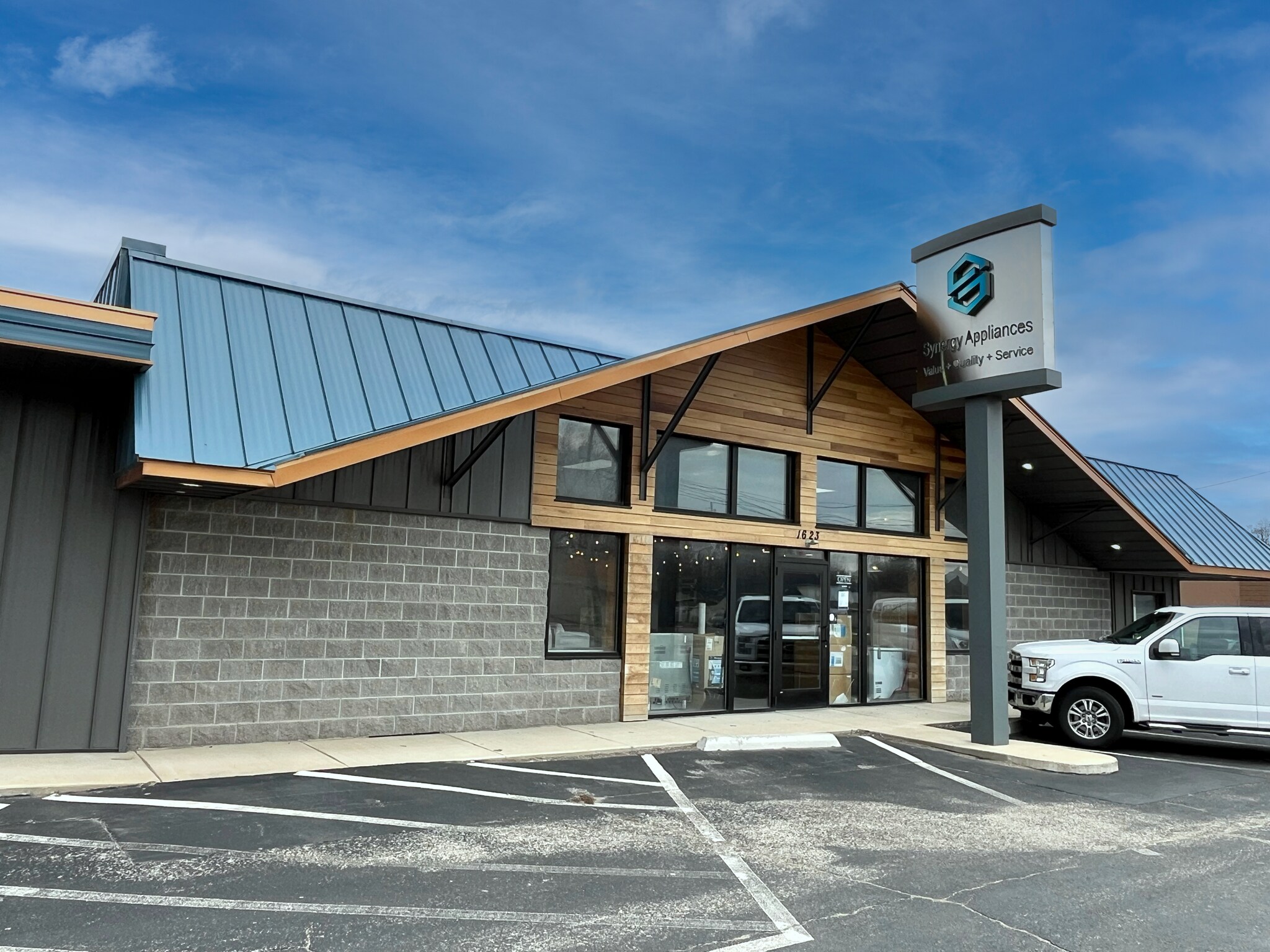 1623-1635 Chicago Dr SW, Grand Rapids, MI à vendre Photo principale- Image 1 de 22