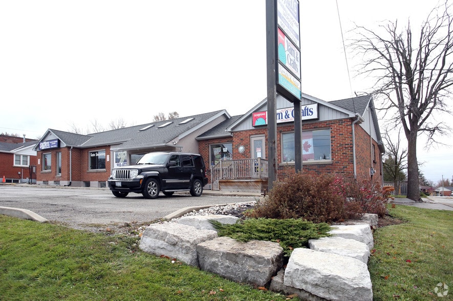 170-172 Guelph St, Halton Hills, ON for sale - Primary Photo - Image 1 of 1
