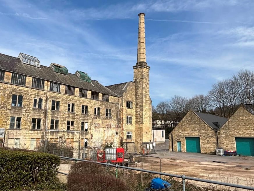 Bath Road Trading Estate, Stroud for sale Primary Photo- Image 1 of 5