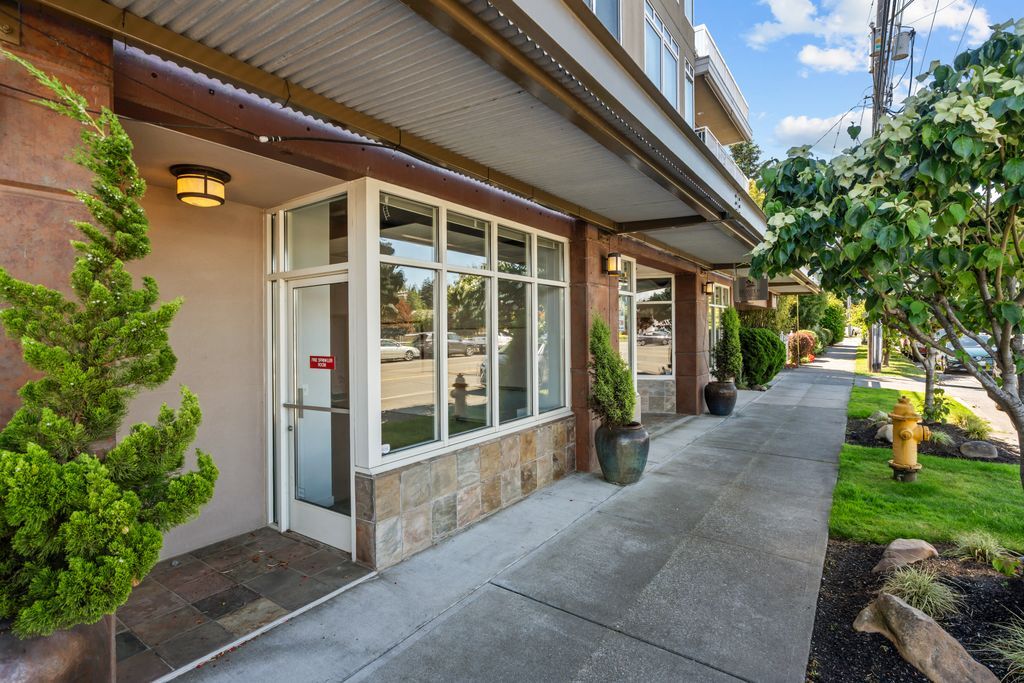 6042 Seaview Ave NW, Seattle, WA à vendre Photo du bâtiment- Image 1 de 18