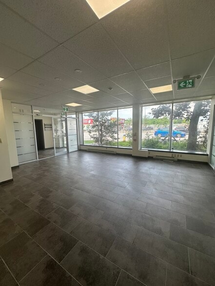 1296 Carling Ave, Ottawa, ON for lease - Building Photo - Image 2 of 11
