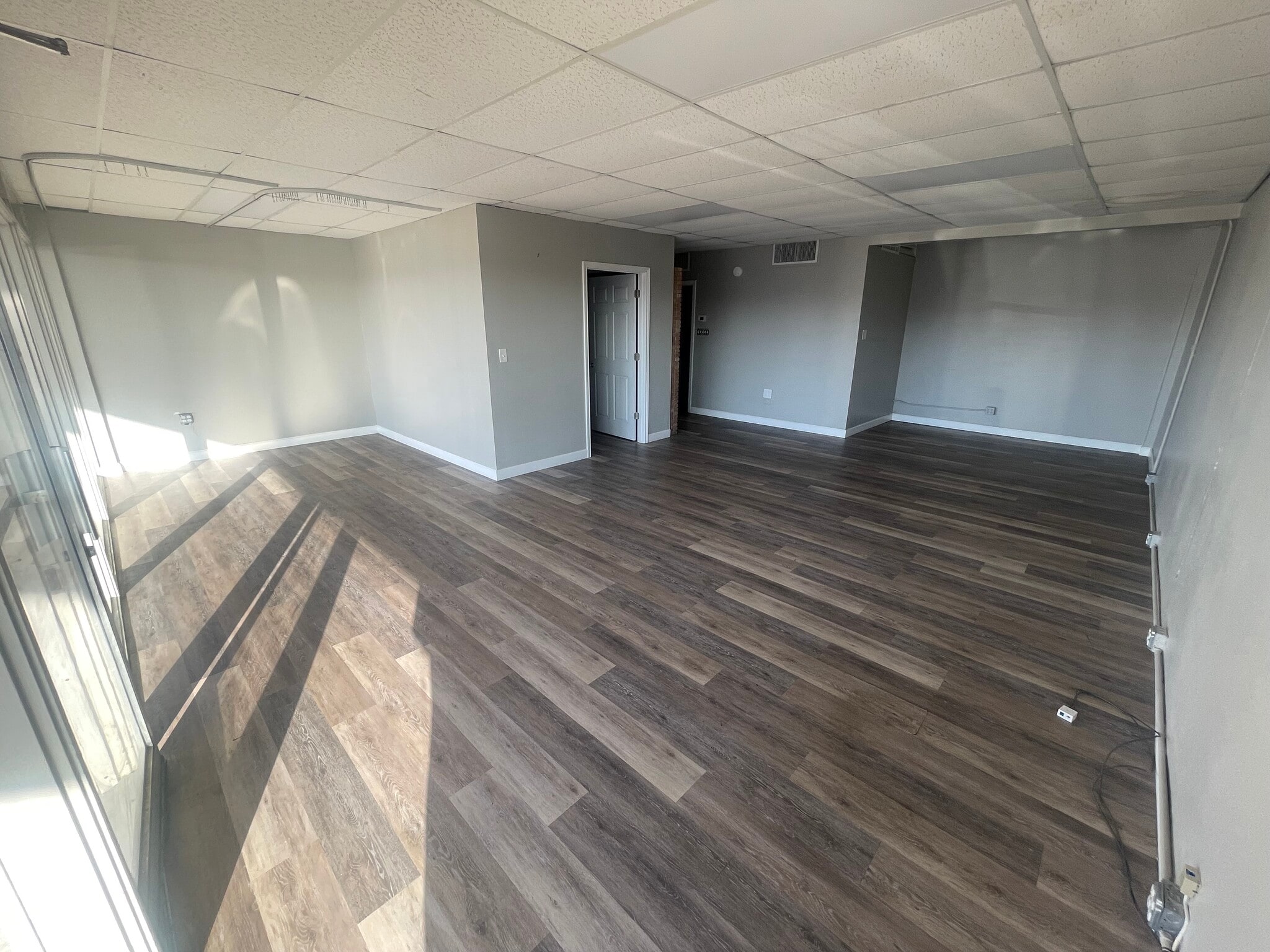 1123 E 9th St, Mission, TX for lease Interior Photo- Image 1 of 2