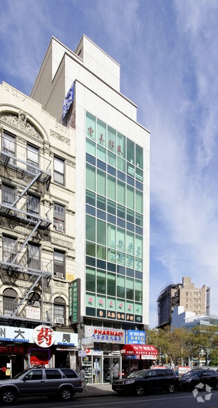 98 E Broadway, New York, NY for sale - Building Photo - Image 3 of 3