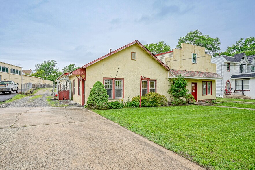 3459 Norwood Ave, Pennsauken, NJ à vendre - Photo du bâtiment - Image 2 de 36