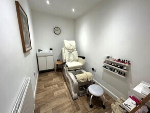 56 Ramshill Rd, Scarborough for lease Interior Photo- Image 2 of 6