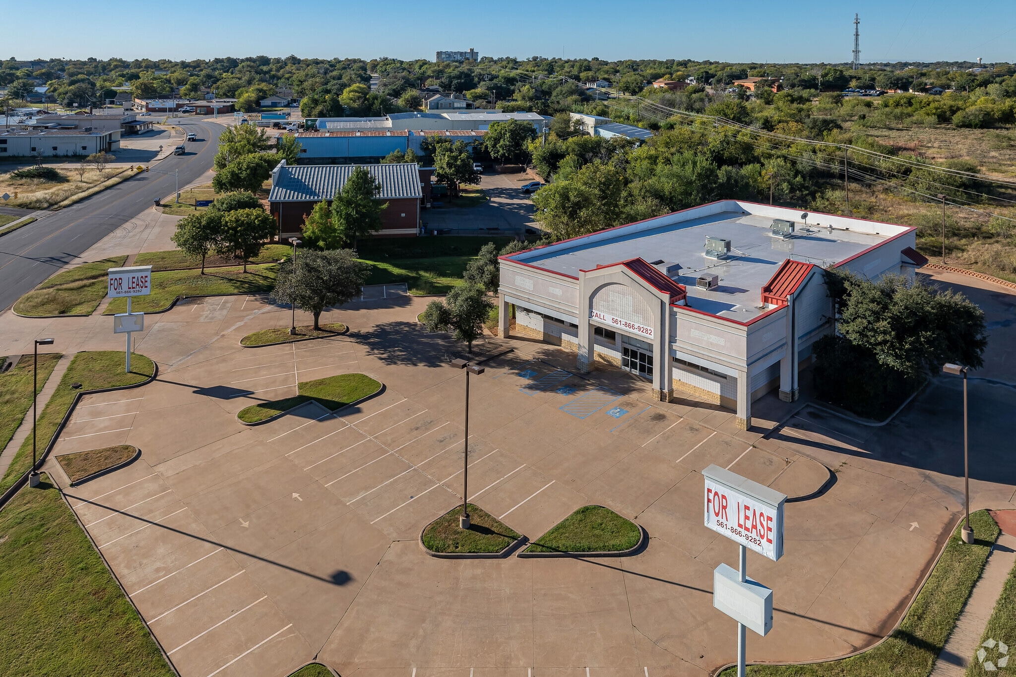 3201 Seymour Hwy, Wichita Falls, TX for lease Primary Photo- Image 1 of 26