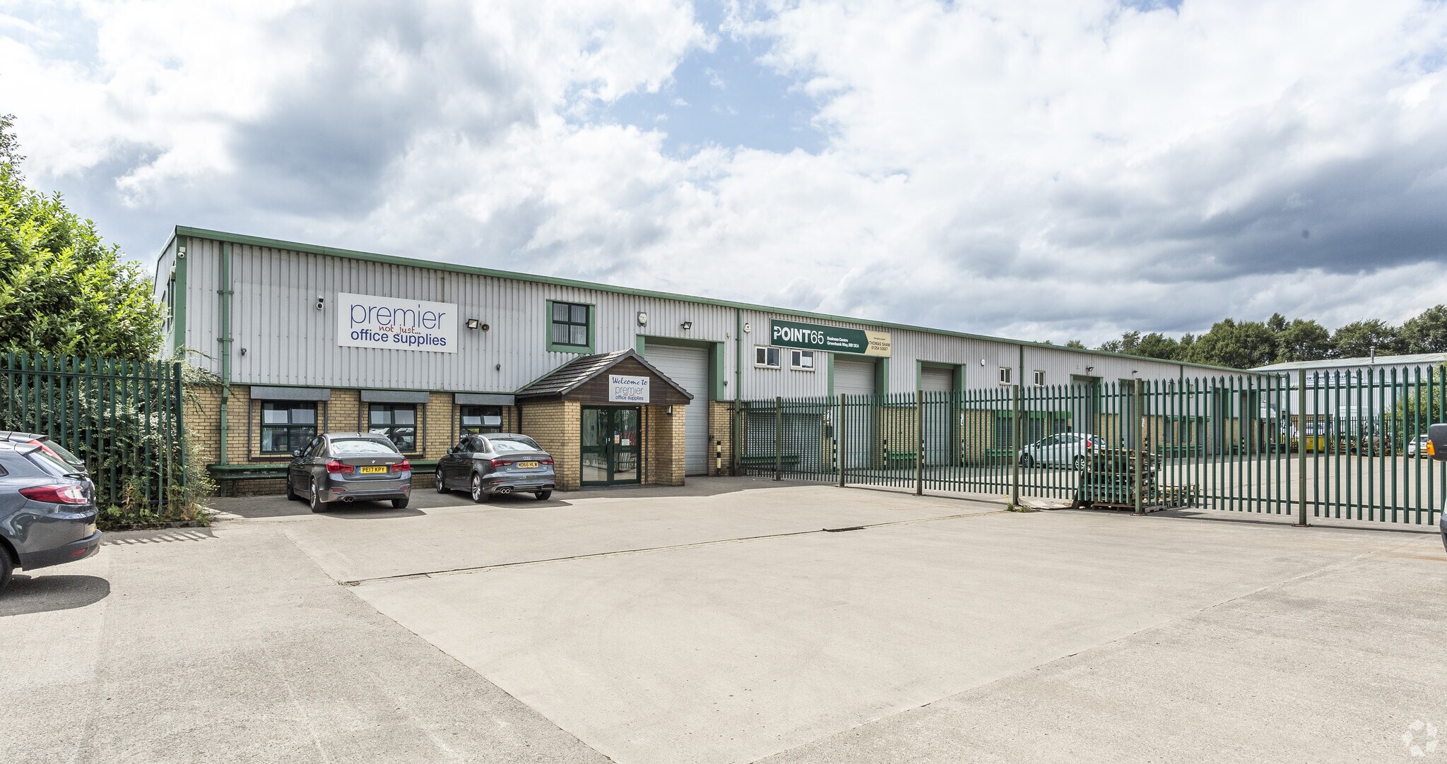 8 Greenbank Rd, Blackburn for lease Primary Photo- Image 1 of 6