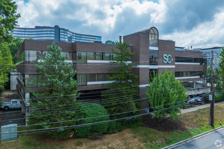 230 Second Ave, Waltham, MA à vendre - Photo du bâtiment - Image 3 de 14