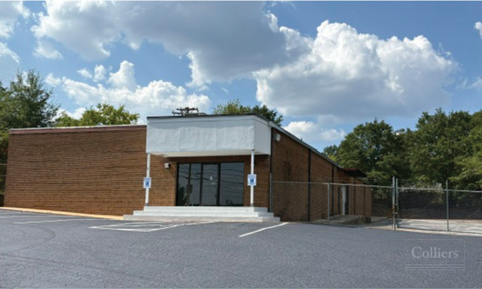 1 N Kings Rd, Greenville, SC à louer Photo du bâtiment- Image 1 de 7