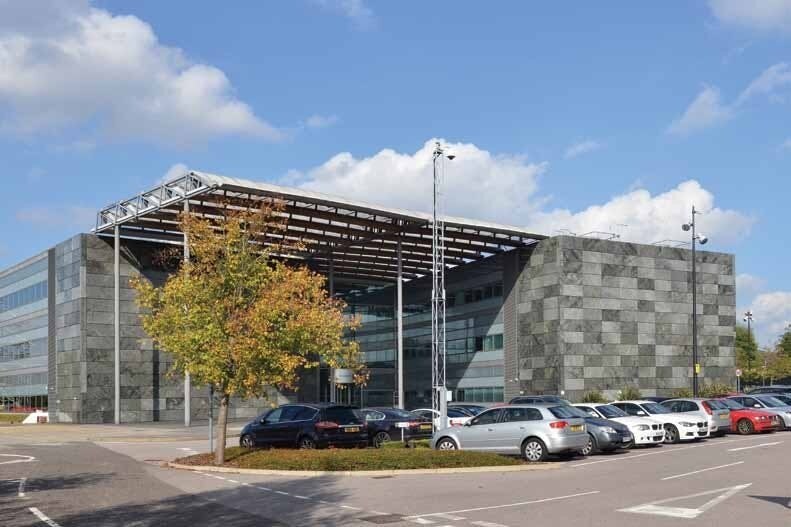 Thames Valley Park Dr, Reading à louer - Photo du bâtiment - Image 2 de 5