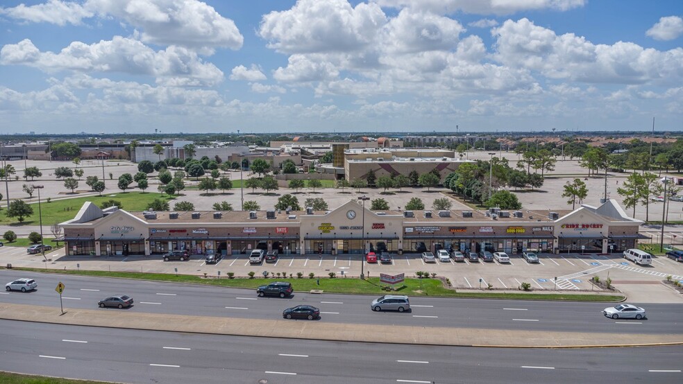 15015 Westheimer Rd, Houston, TX à louer - Photo du bâtiment - Image 1 de 3