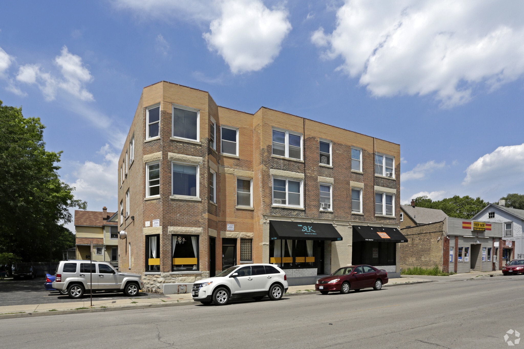 1934 Maple Ave, Evanston, IL for lease Primary Photo- Image 1 of 4