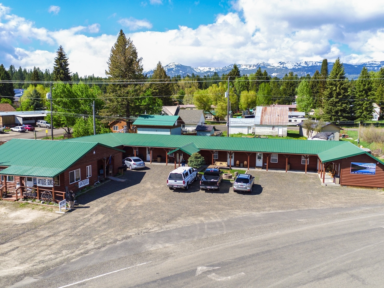 403 N Main St, Cascade, ID for sale Primary Photo- Image 1 of 1