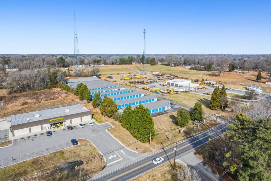 1809 NC Highway 135, Eden, NC à vendre - Photo du bâtiment - Image 3 de 9