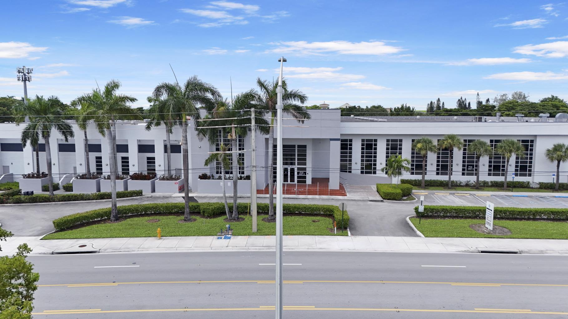 2900 NW 112th Ave, Miami, FL for lease Building Photo- Image 1 of 10