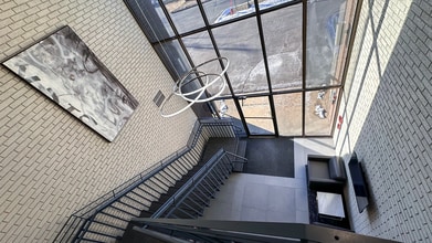 210 Pomeroy Ave, Meriden, CT à louer Photo intérieure- Image 2 de 10