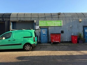29 Summerstown, London for lease Building Photo- Image 2 of 9