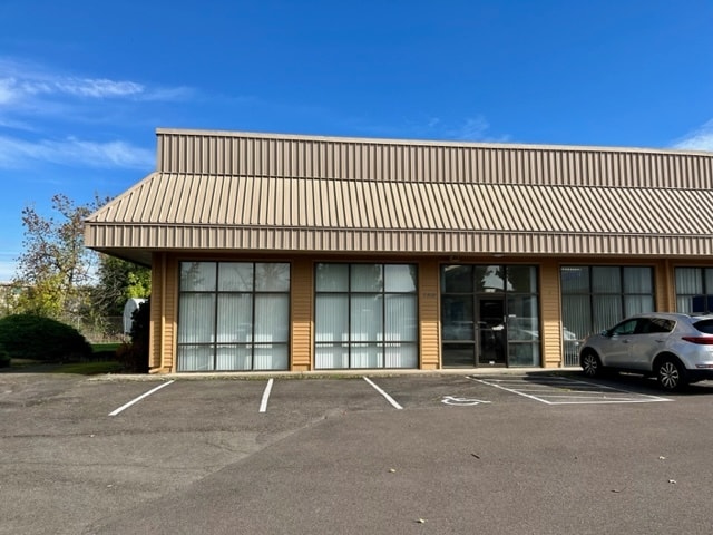 2160-2166 Davcor St SE, Salem, OR for sale - Building Photo - Image 2 of 4