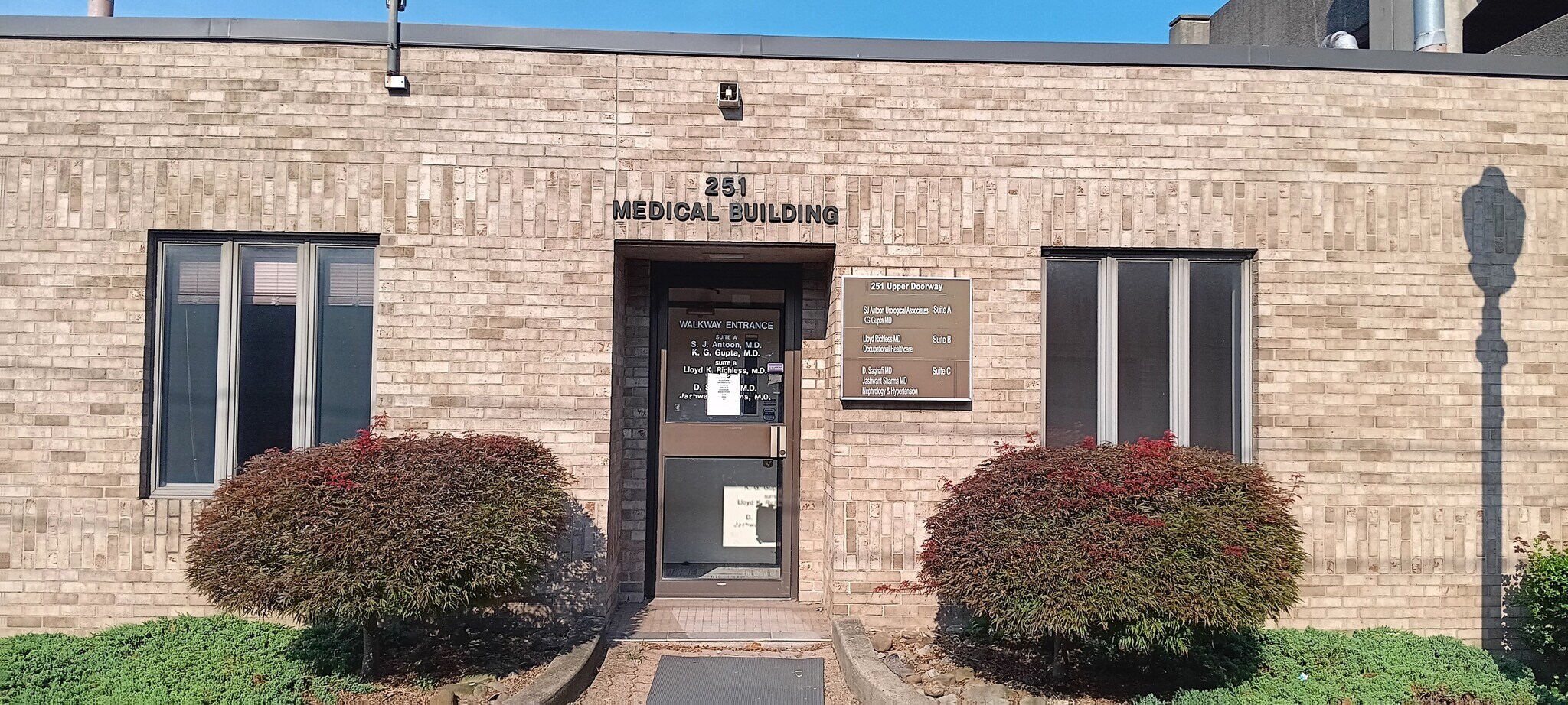 251 7th St, New Kensington, PA à vendre Photo du bâtiment- Image 1 de 19