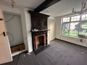 1b High Street, Leighton Buzzard LU7 1DP 4