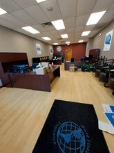 825 Lexington Blvd, Fort Atkinson, WI for lease Interior Photo- Image 1 of 8