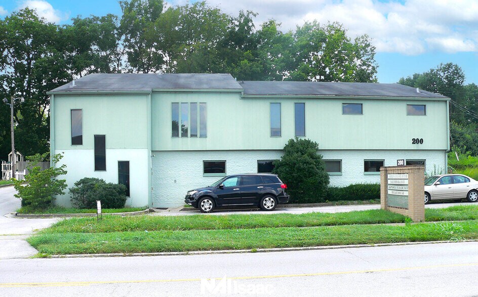 200 E Reynolds Rd, Lexington, KY for lease - Building Photo - Image 1 of 3