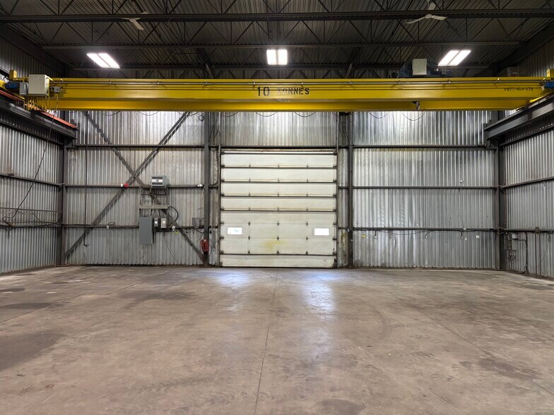 899 De La Pomme-D'or, Contrecoeur, QC for lease - Building Photo - Image 2 of 7